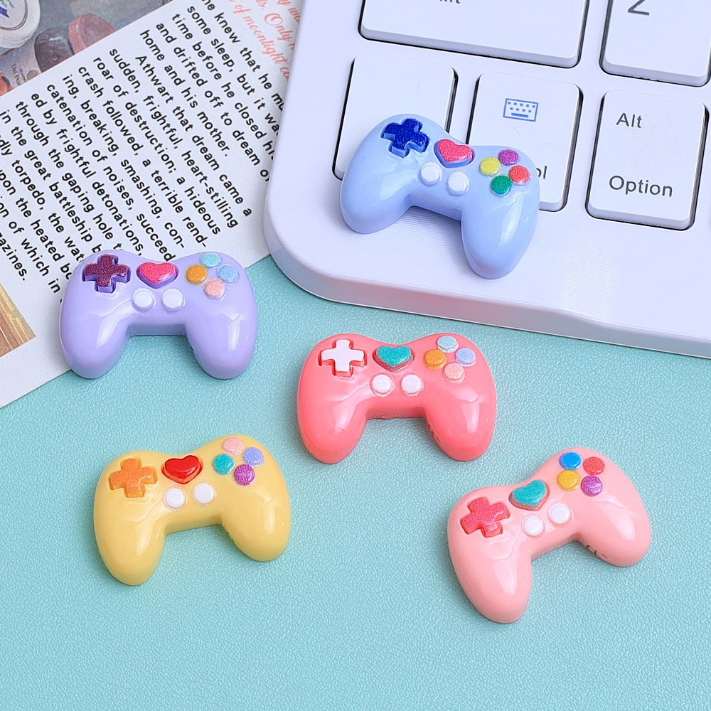 5 buah gantungan resin berwarn - Gaming Console Keychain ulasan dan harga