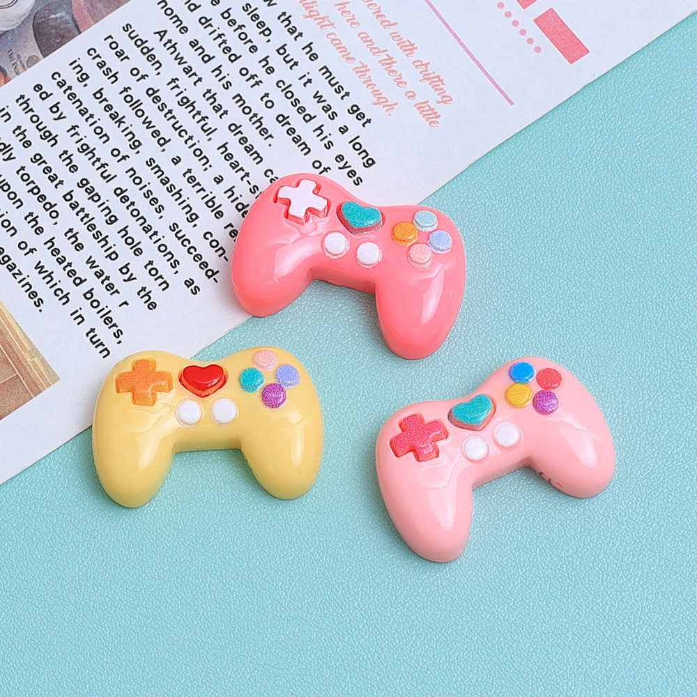 5 buah gantungan resin berwarn - Gaming Console Keychain ulasan dan harga